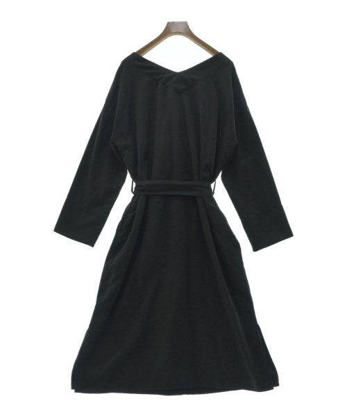 KBF ชุดเดรส