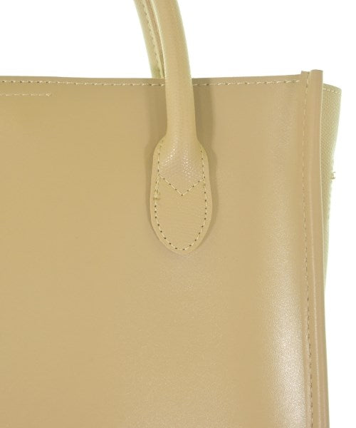 KBF กระเป๋าถือขนาดใหญ่