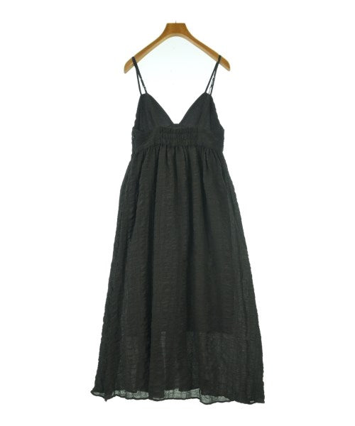 KBF ชุดเดรส