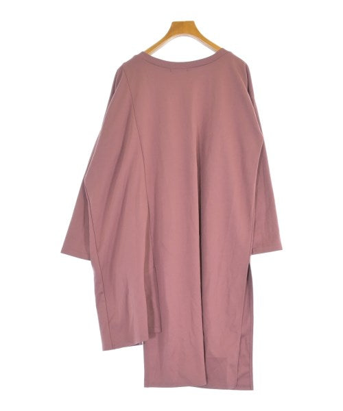 loaf เสื้อยืด/เสื้อท็อปส์