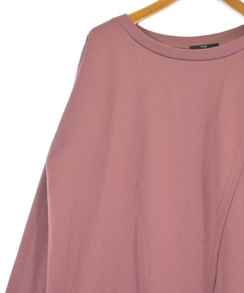 loaf เสื้อยืด/เสื้อท็อปส์