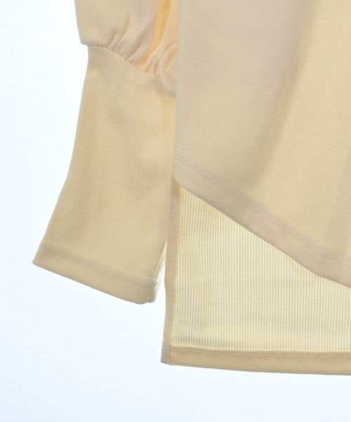 loaf เสื้อยืด/เสื้อท็อปส์