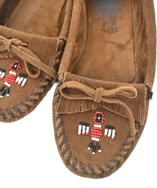 MINNETONKA รองเท้าไม่หุ้มส้น/รองเท้าใส่บนดาดฟ้าเรือ