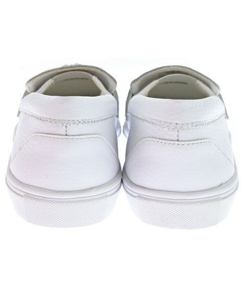 MINNETONKA รองเท้าผ้าใบ