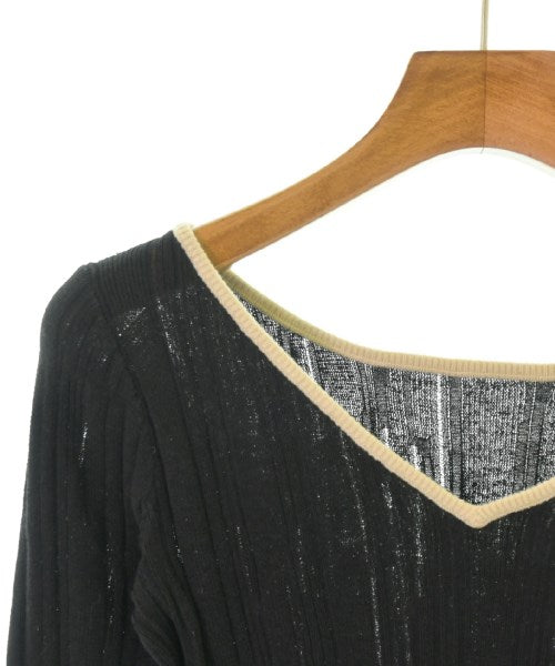 NINE เสื้อกันหนาว