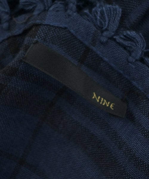 NINE ผ้าคลุมไหล่