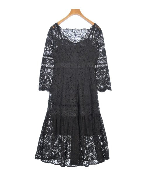 NINE ชุดเดรส