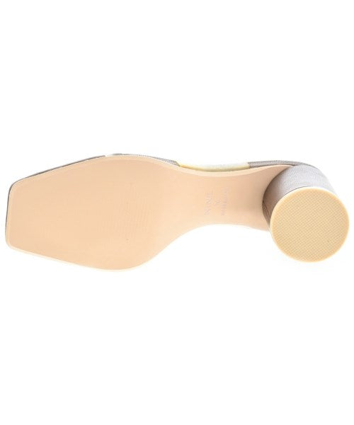 NINE รองเท้าแตะ