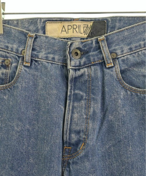 Apr-77 ยีนส์