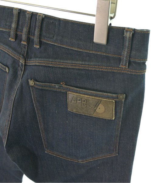 Apr-77 ยีนส์
