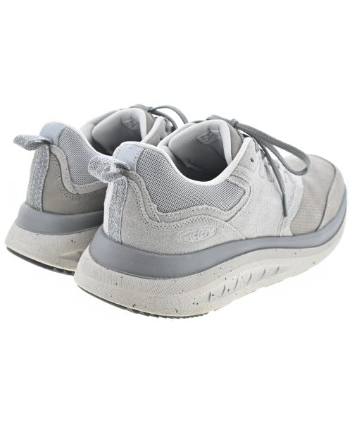 Engineered Garments รองเท้าผ้าใบ