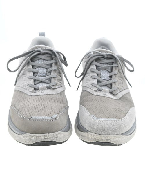 Engineered Garments รองเท้าผ้าใบ