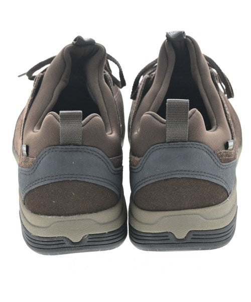 Engineered Garments รองเท้าผ้าใบ