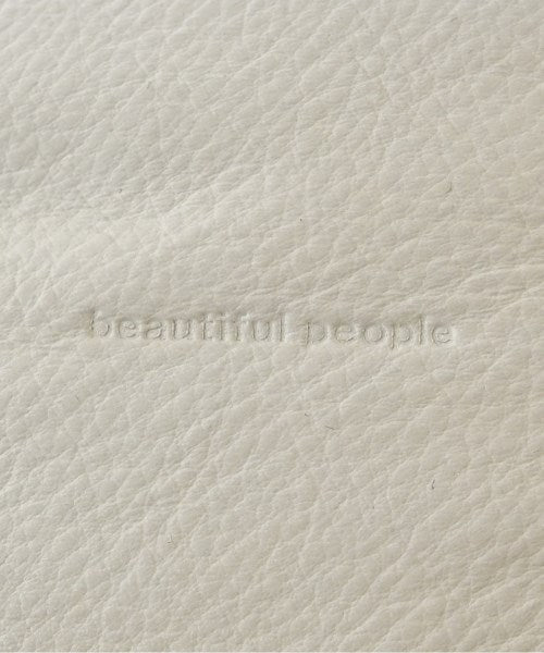 beautiful people กระเป๋า