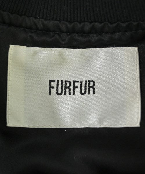 FURFUR แจ็คเก็ตสนามกีฬา