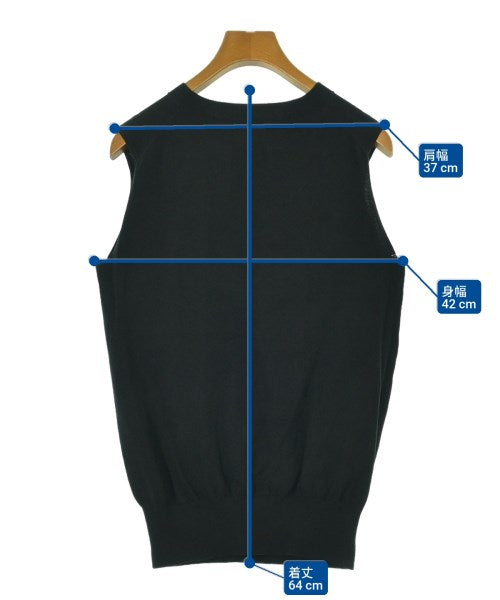 STUNNING LURE เสื้อแขนกุด