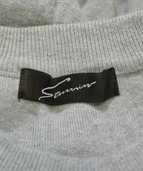 STUNNING LURE เสื้อแขนกุด