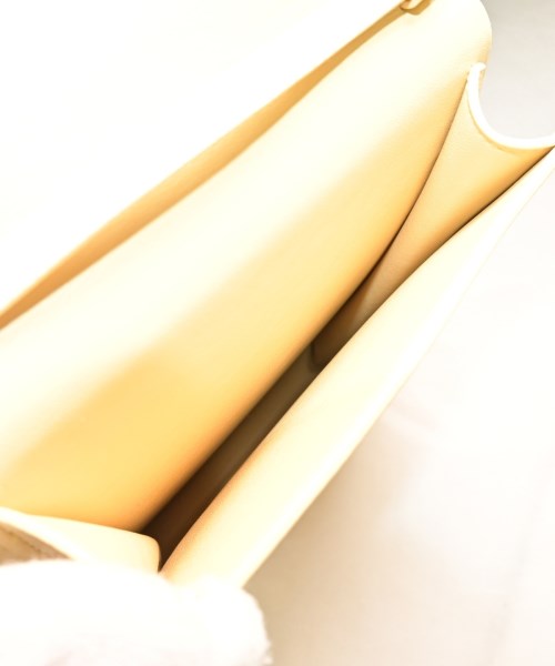 Le Vernis กระเป๋าสะพาย