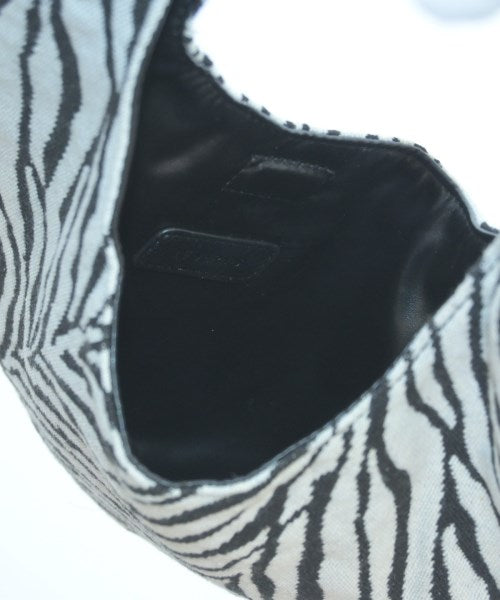 Le Vernis กระเป๋าถือขนาดใหญ่