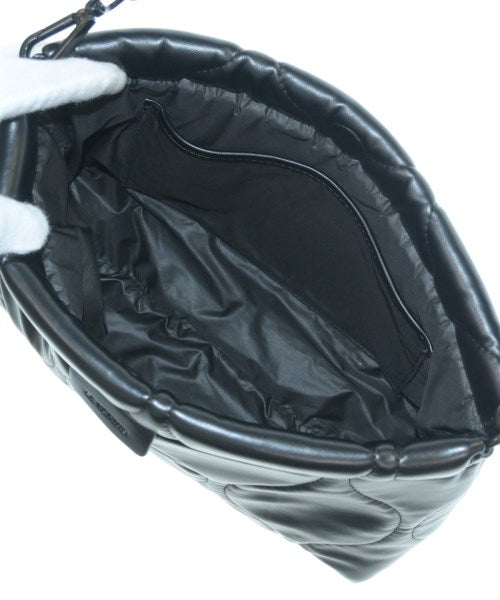 Le Vernis กระเป๋าสะพาย