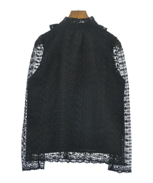 Tiara เสื้อสตรี