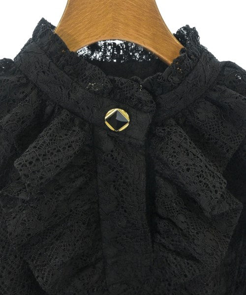 Tiara เสื้อสตรี