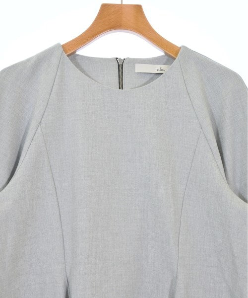 Tiara เสื้อสตรี