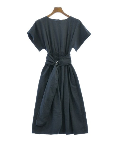 Tiara ชุดเดรส