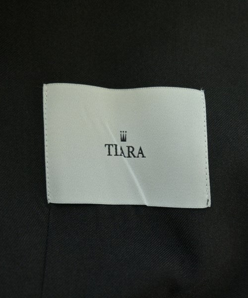 Tiara เสื้อกั๊ก