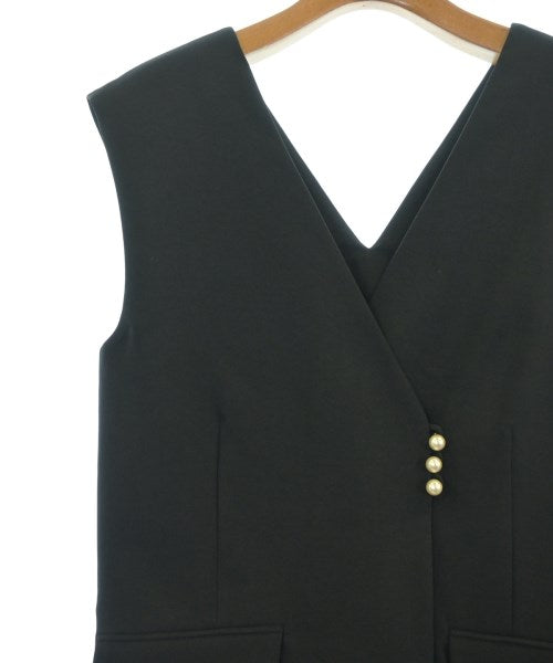 Tiara เสื้อกั๊ก