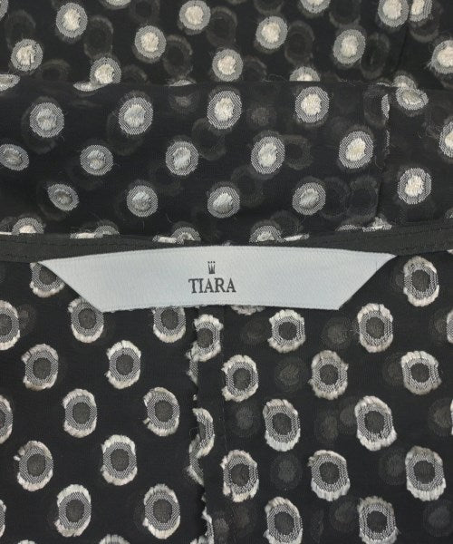 Tiara เสื้อสตรี