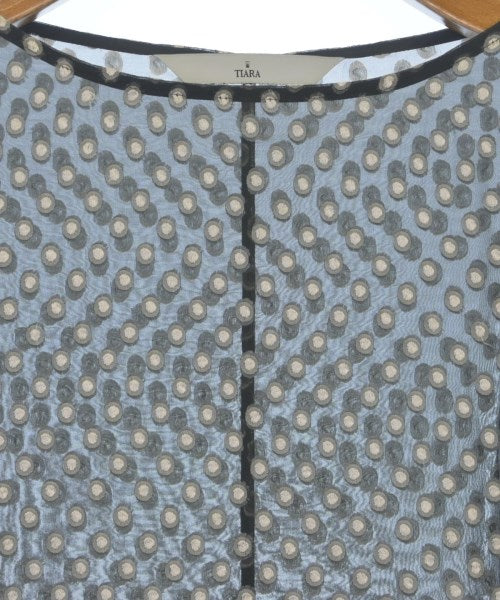 Tiara เสื้อสตรี