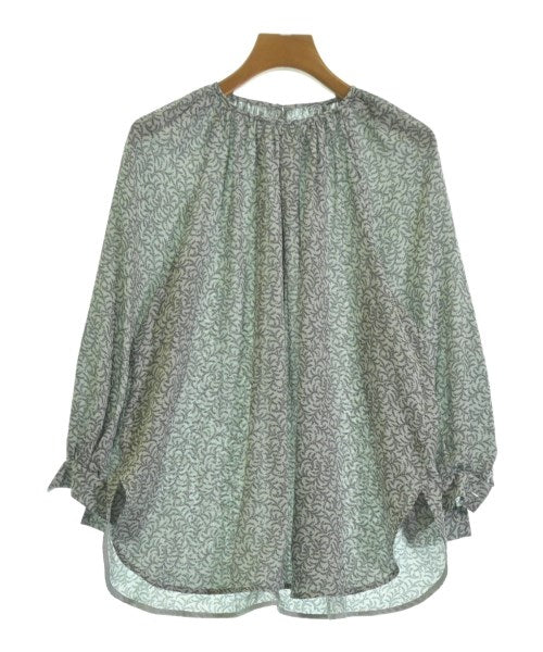 Tiara เสื้อสตรี