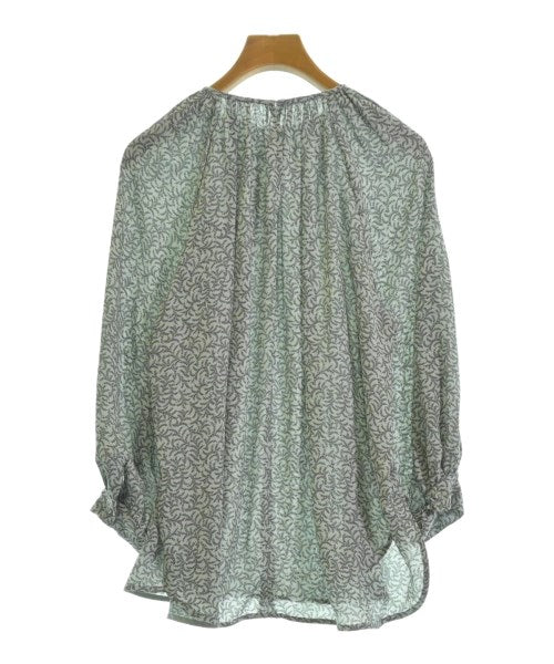 Tiara เสื้อสตรี