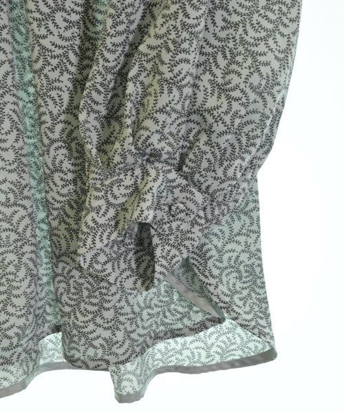 Tiara เสื้อสตรี