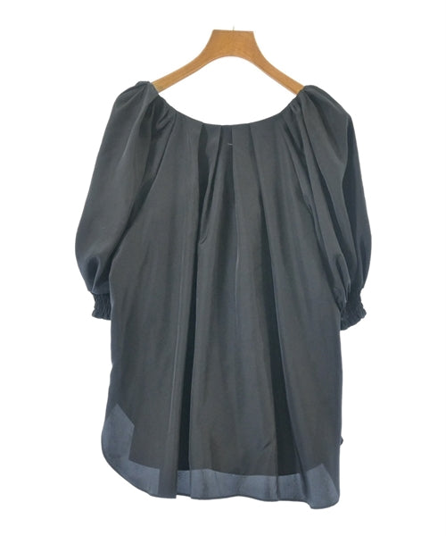 Tiara เสื้อสตรี