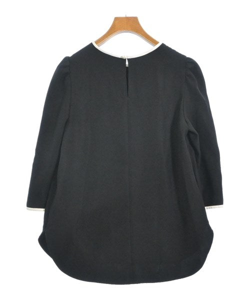 Tiara เสื้อสตรี