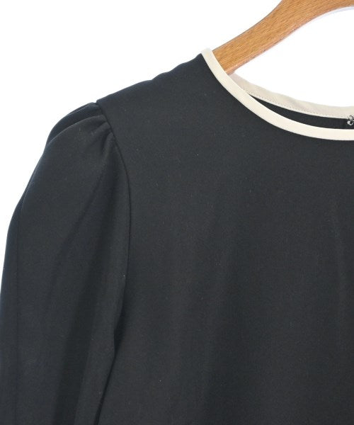 Tiara เสื้อสตรี