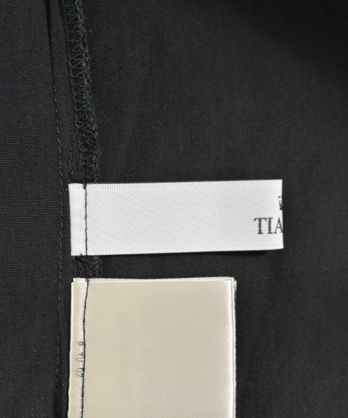 Tiara เสื้อสตรี