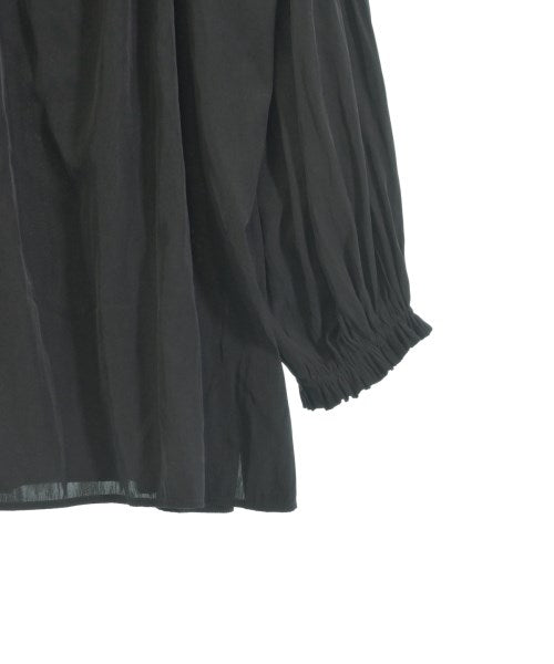 Tiara เสื้อสตรี