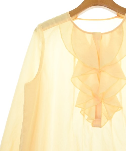 Tiara เสื้อสตรี