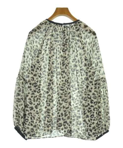 Tiara เสื้อสตรี