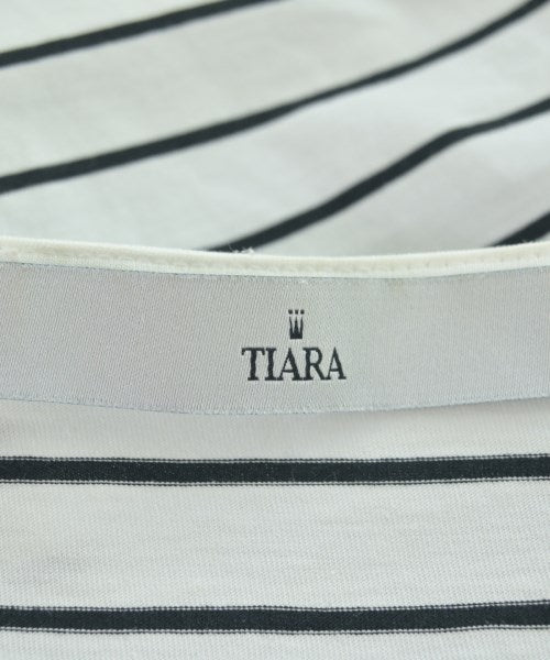 Tiara เสื้อยืด/เสื้อท็อปส์