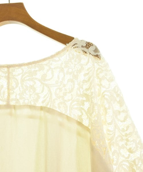 Tiara เสื้อสตรี