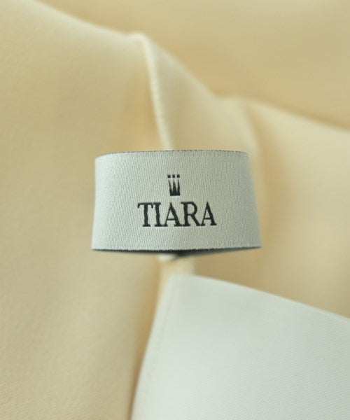 Tiara เสื้อสตรี