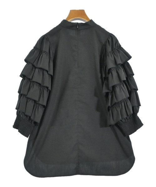 Tiara เสื้อสตรี