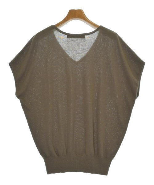 Tiara เสื้อกั๊ก