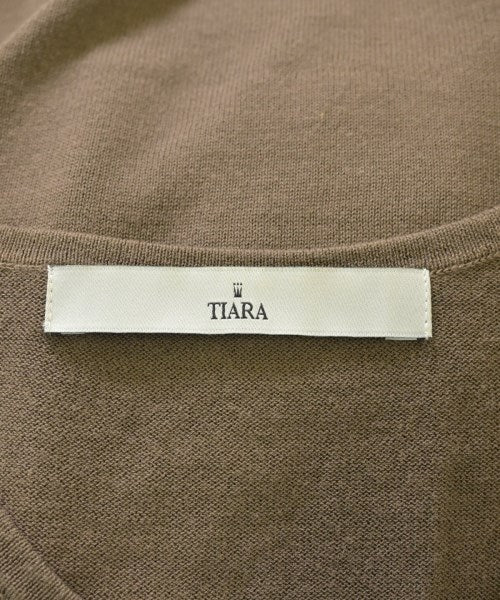 Tiara เสื้อกั๊ก