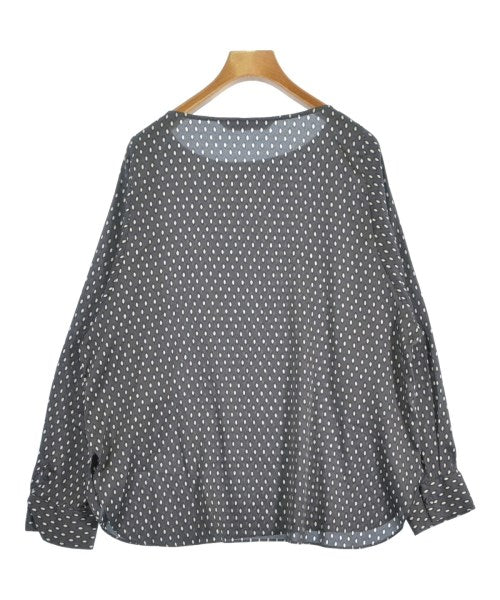Tiara เสื้อสตรี
