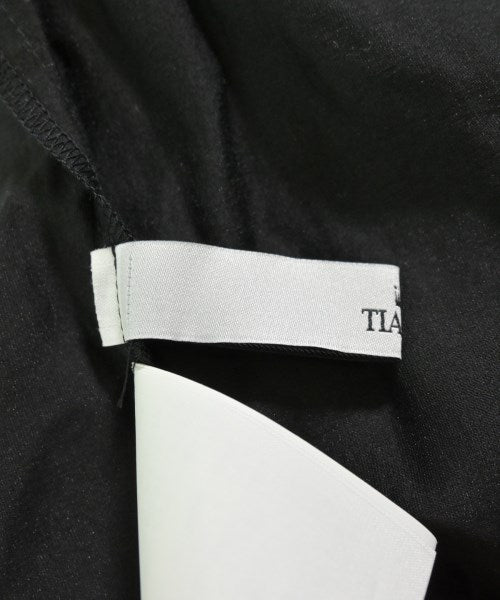 Tiara เสื้อลำลอง